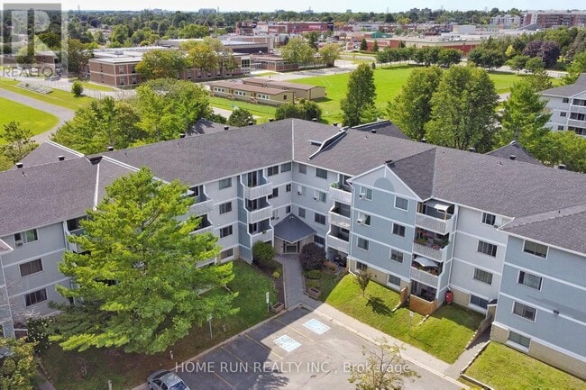 property at 214 Viewmount Dr