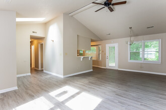 12017 Running Meade Trail SE in Huntsville, AL - Building Photo - Building Photo