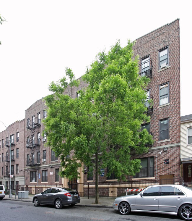 1004 Union St in Brooklyn, NY - Building Photo - Building Photo