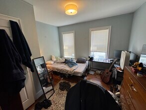 3 Hamilton Rd, Unit 2 in Somerville, MA - Foto de edificio - Building Photo