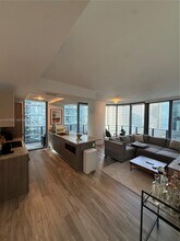 801 S Miami Ave, Unit 1705 in Miami, FL - Building Photo - Building Photo