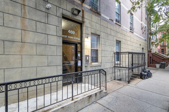 469-471 W 153rd St in New York, NY - Building Photo - Building Photo