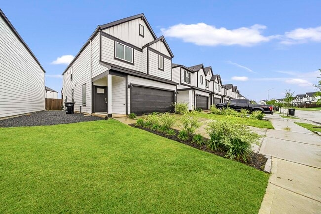 3014 Skyline Mesa Dr in Houston, TX - Building Photo - Building Photo