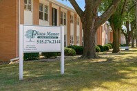 Plaza Manor photo'