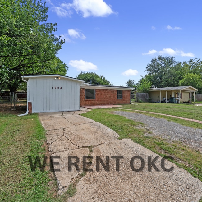1908 Karen Dr in Del City, OK - Building Photo - Building Photo