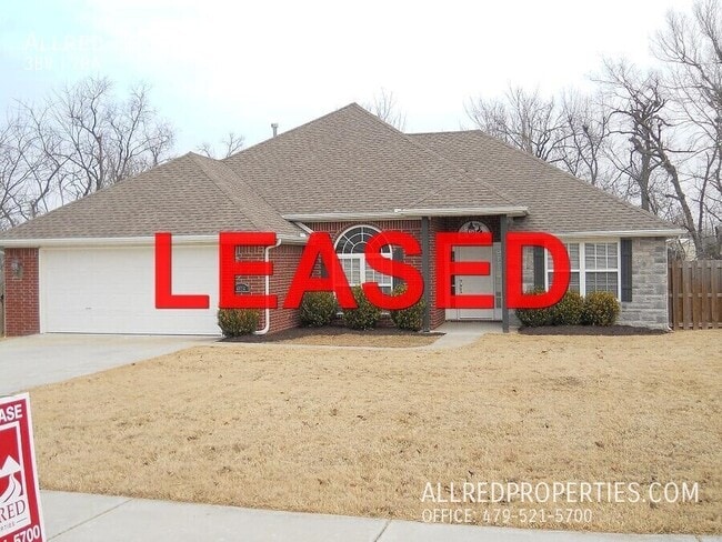 property at 4924 Waverly Rd