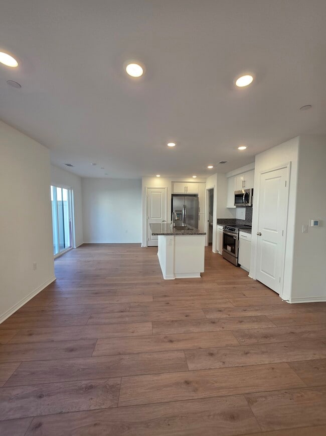 19219 Beech Grv St in Riverside, CA - Building Photo - Building Photo