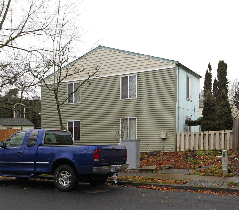 3421-3429 SW 125th Ave in Beaverton, OR - Foto de edificio