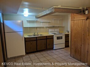 321 Edwards St in Fort Collins, CO - Building Photo - Building Photo
