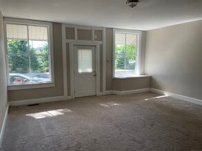 222 N Cherry St in Wallingford, CT - Building Photo - Building Photo