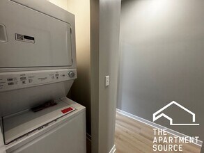 4007 W School St in Chicago, IL - Building Photo - Building Photo