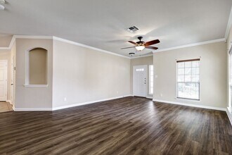 622 Horn Run in San Antonio, TX - Building Photo - Building Photo