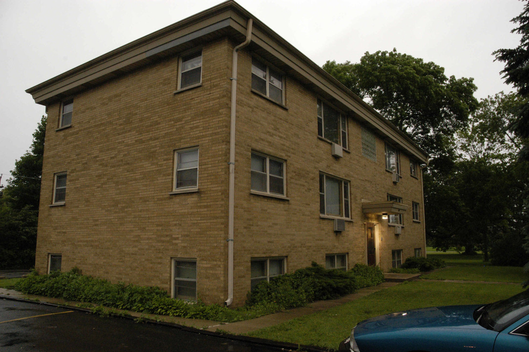 1508 21st St in Zion, IL - Foto de edificio