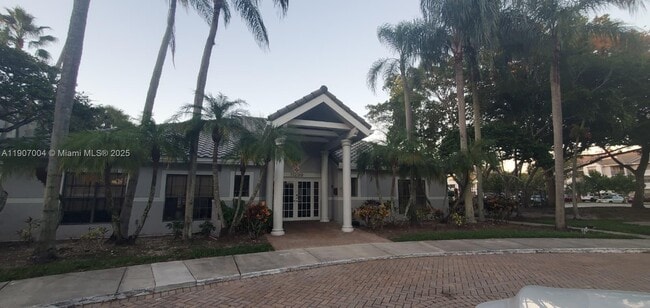 11225 W Atlantic Blvd in Coral Springs, FL - Building Photo - Building Photo