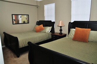 12990 Positano Cir in Naples, FL - Building Photo - Building Photo