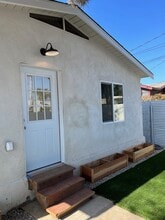 24 W Simpson St in Ventura, CA - Building Photo - Building Photo