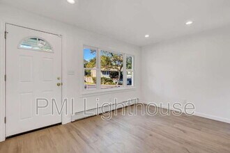 128 Lockwood Ave in Huntington Station, NY - Building Photo - Building Photo