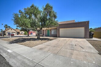19655 North 11th St in Phoenix, AZ - Building Photo - Building Photo