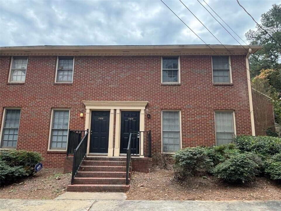 1584 Pirkle Rd in Norcross, GA - Building Photo