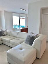 1945 S Ocean Dr, Unit 1408 in Hallandale Beach, FL - Building Photo - Building Photo