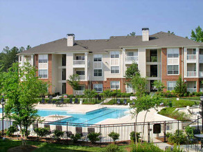 Ashborough Apartments in Raleigh, NC - Building Photo - Building Photo