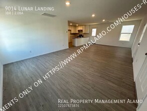 9014 Lunar Lndg in San Antonio, TX - Building Photo - Building Photo
