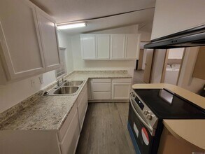 4505 Lupine St in Zachary, LA - Foto de edificio - Building Photo