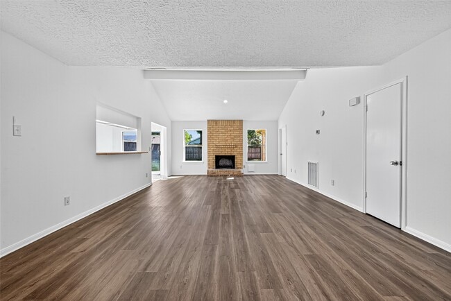 property at 4422 Wee Lassie Ln