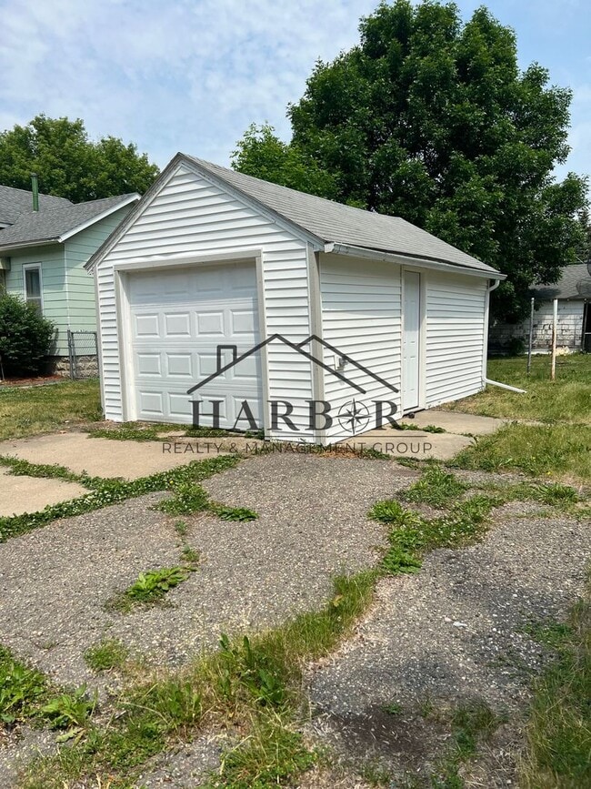 property at 401 9th St NE