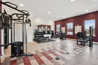 Kensington Gardens in McCordsville, IN - Foto de edificio - Building Photo