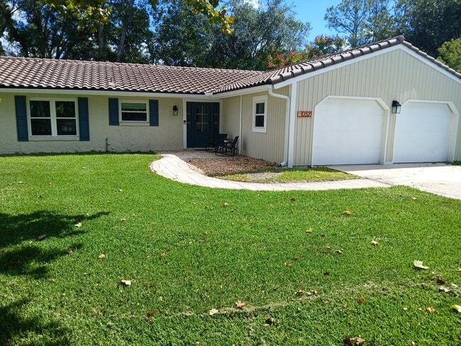 property at 10321 Kingbrook Ln