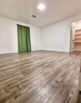 9716 W Homewood Dr in Boise, ID - Building Photo