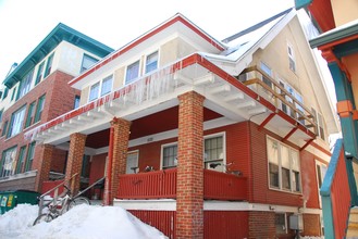 Laketowne Apartments in Madison, WI - Building Photo - Building Photo