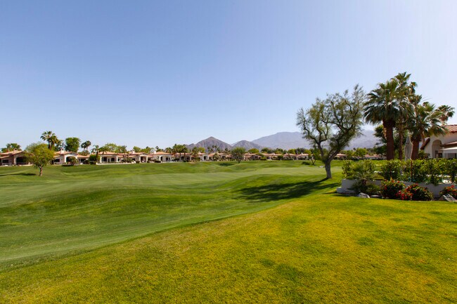 48550 Capistrano Way in La Quinta, CA - Building Photo - Building Photo