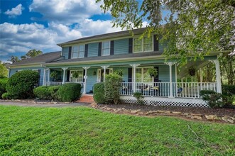 3755 Laurel Brook Way in Snellville, GA - Building Photo - Building Photo