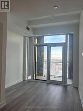 1007 The Queensway in Toronto, ON - Building Photo - Building Photo