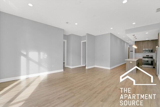 1385 Brown St in Des Plaines, IL - Building Photo - Building Photo