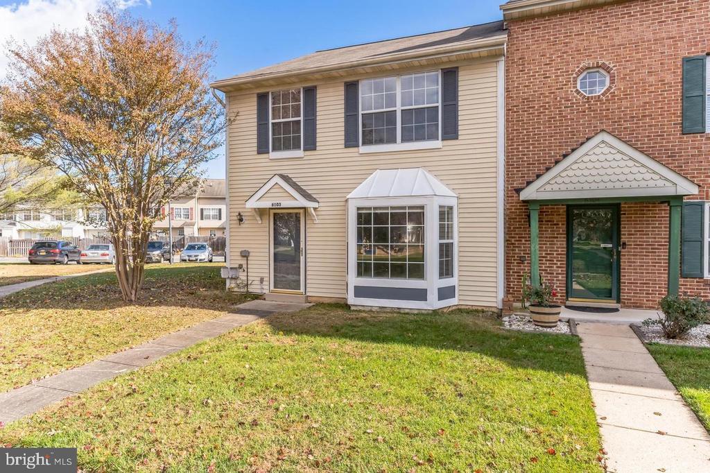 6103 Red Squirrel Pl in Waldorf, MD - Building Photo