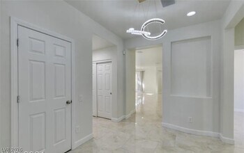 2659 Lochleven Way in Henderson, NV - Building Photo - Building Photo