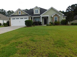 5106 Carlton Ridge Cir in Hahira, GA - Building Photo - Building Photo