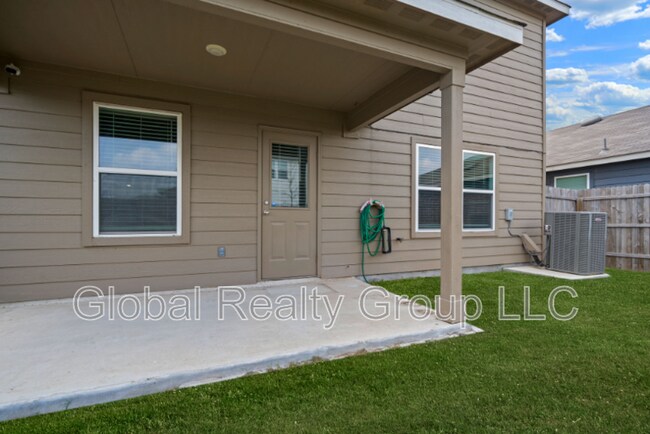 6022 Bluestem Wy in San Antonio, TX - Building Photo - Building Photo