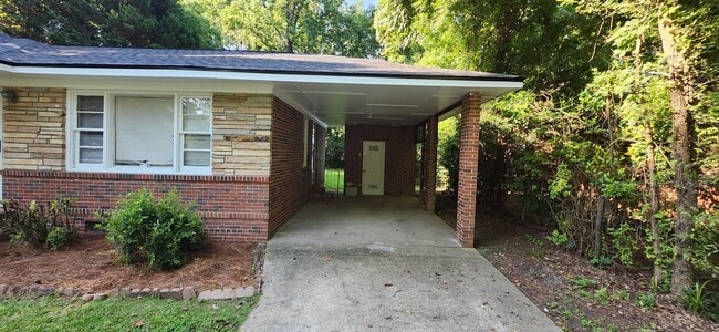 2752 Hawthorne Dr in Columbus, GA - Building Photo - Building Photo