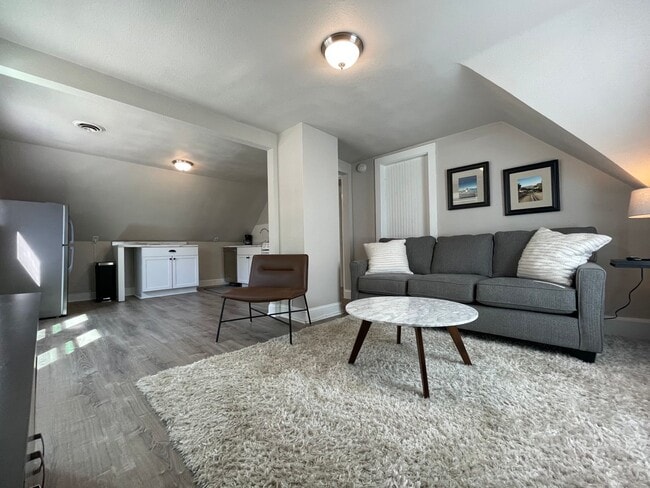 938 E Dayton St in Madison, WI - Building Photo - Building Photo