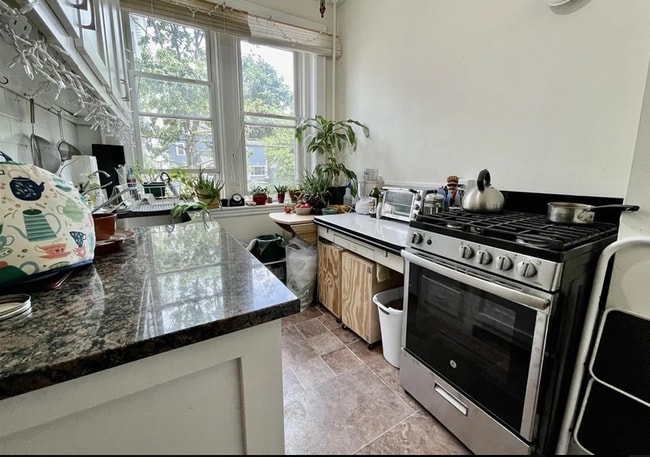 77 Martin St, Unit 1