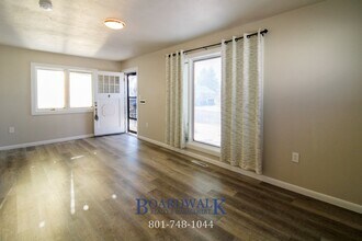 34 Glenwood Ave in Tooele, UT - Building Photo - Building Photo