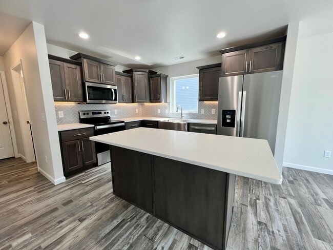 129 Marshall Lp in Bismarck, ND - Building Photo - Building Photo