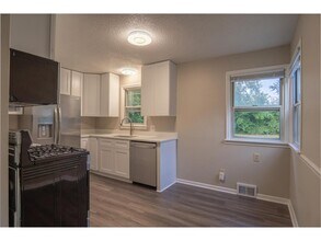 5412 Maryland Ave N in Minneapolis, MN - Building Photo - Building Photo