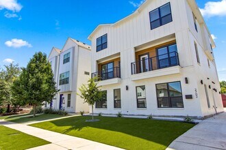 2704 Lubbock Ave in Fort Worth, TX - Building Photo - Building Photo