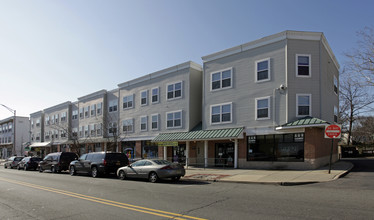 336 George St in New Brunswick, NJ - Foto de edificio - Building Photo