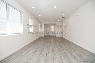 9129 W Sells Dr in Phoenix, AZ - Building Photo - Building Photo